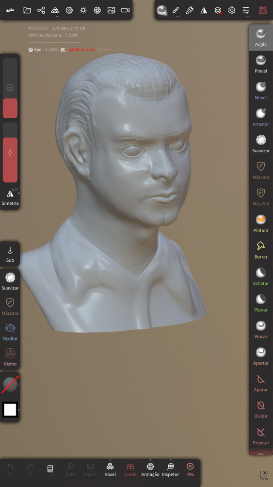 busto_cesar_lattes